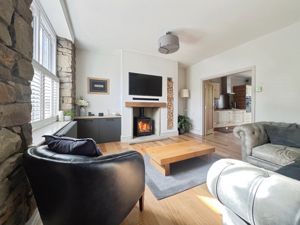 Living room- click for photo gallery